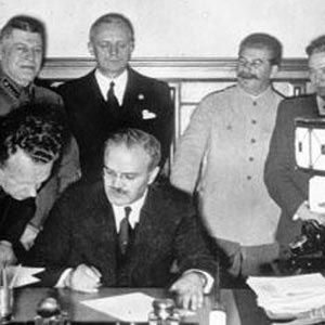 هفتادمین سالگرد پیمان هیتلر ـ استالین